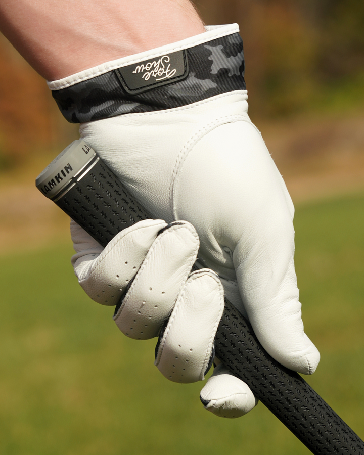 BLACK CAMO GOLF GLOVE